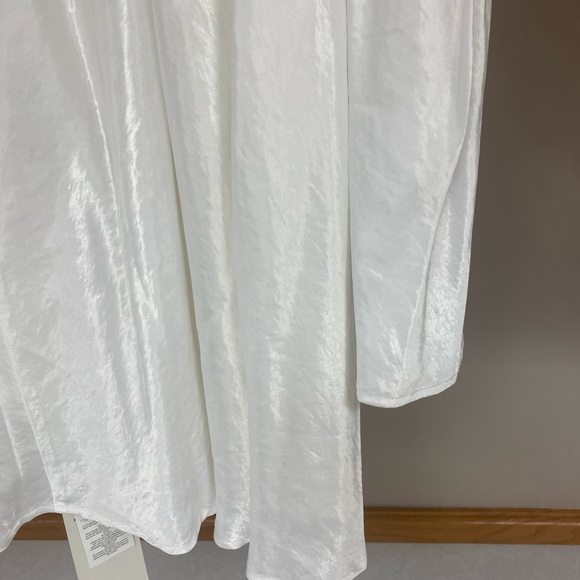 Abercrombie Elegant Off-Shoulder White Dress - Picture 5 of 8